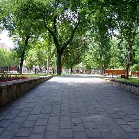 Ny Cafe Apartment, Romantic & Central, 30m2, Ac * Budapeşte